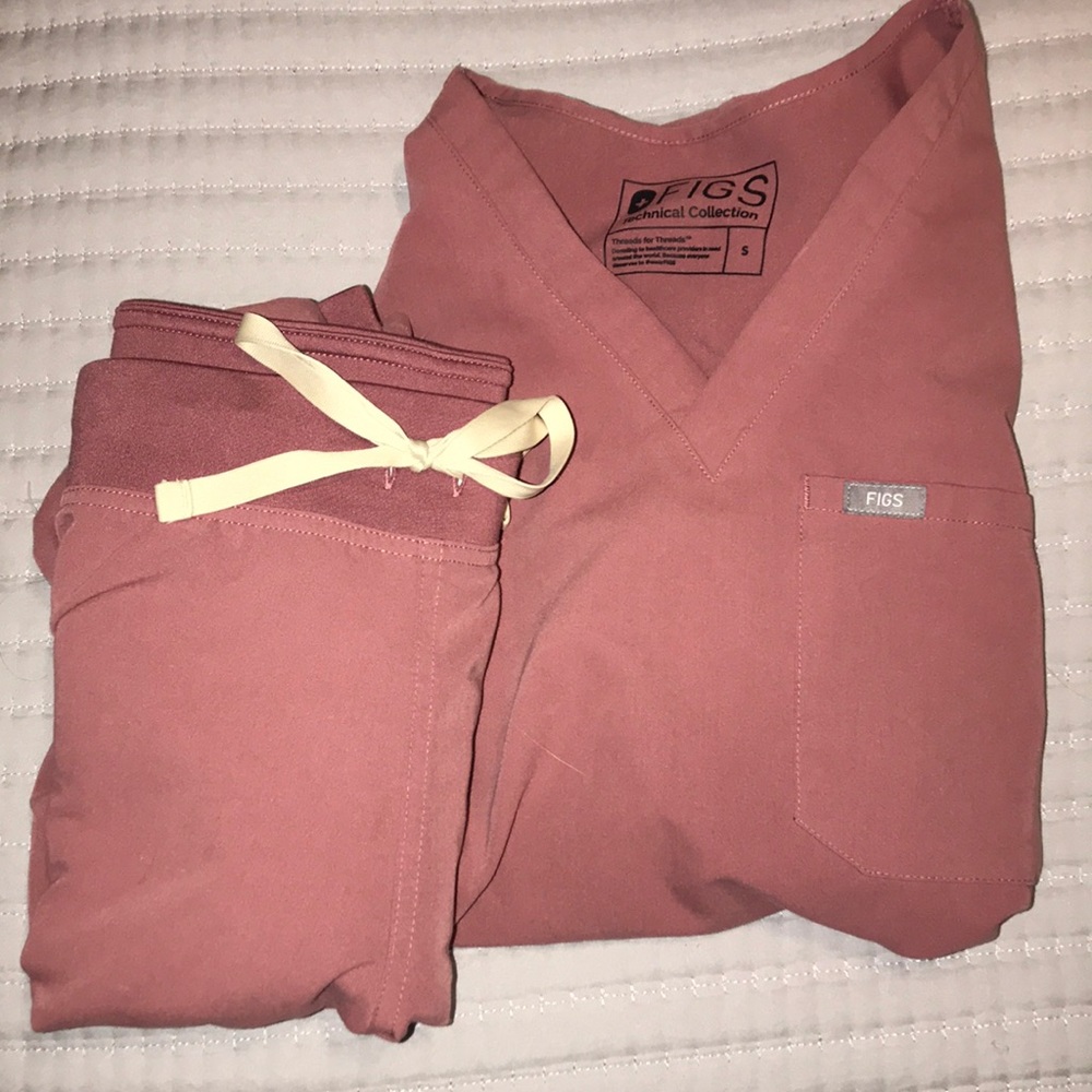 Mauve Figs Scrub SET Top Pants Small Regular